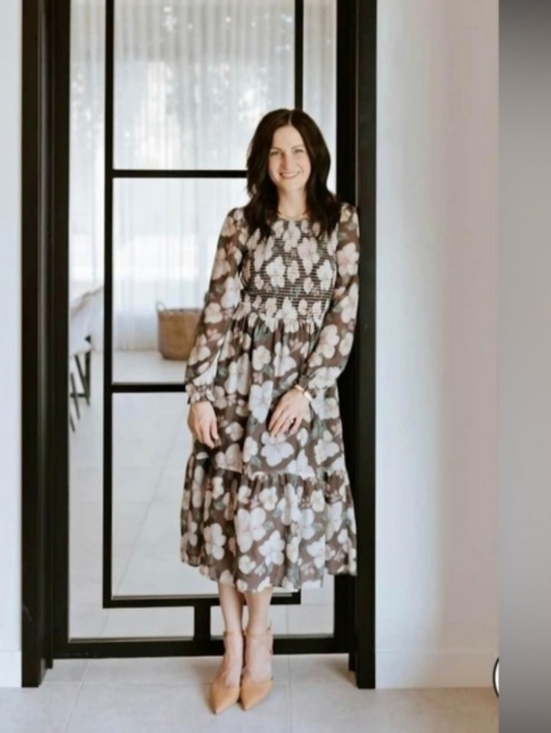 The Jilly Box Dresses & Skirts - Jilly Box Floral Smocked Midi Dress in Brown and Cream